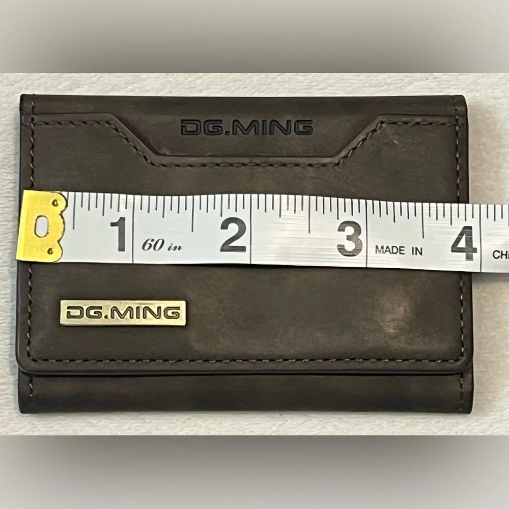 DG.MING sleek leather